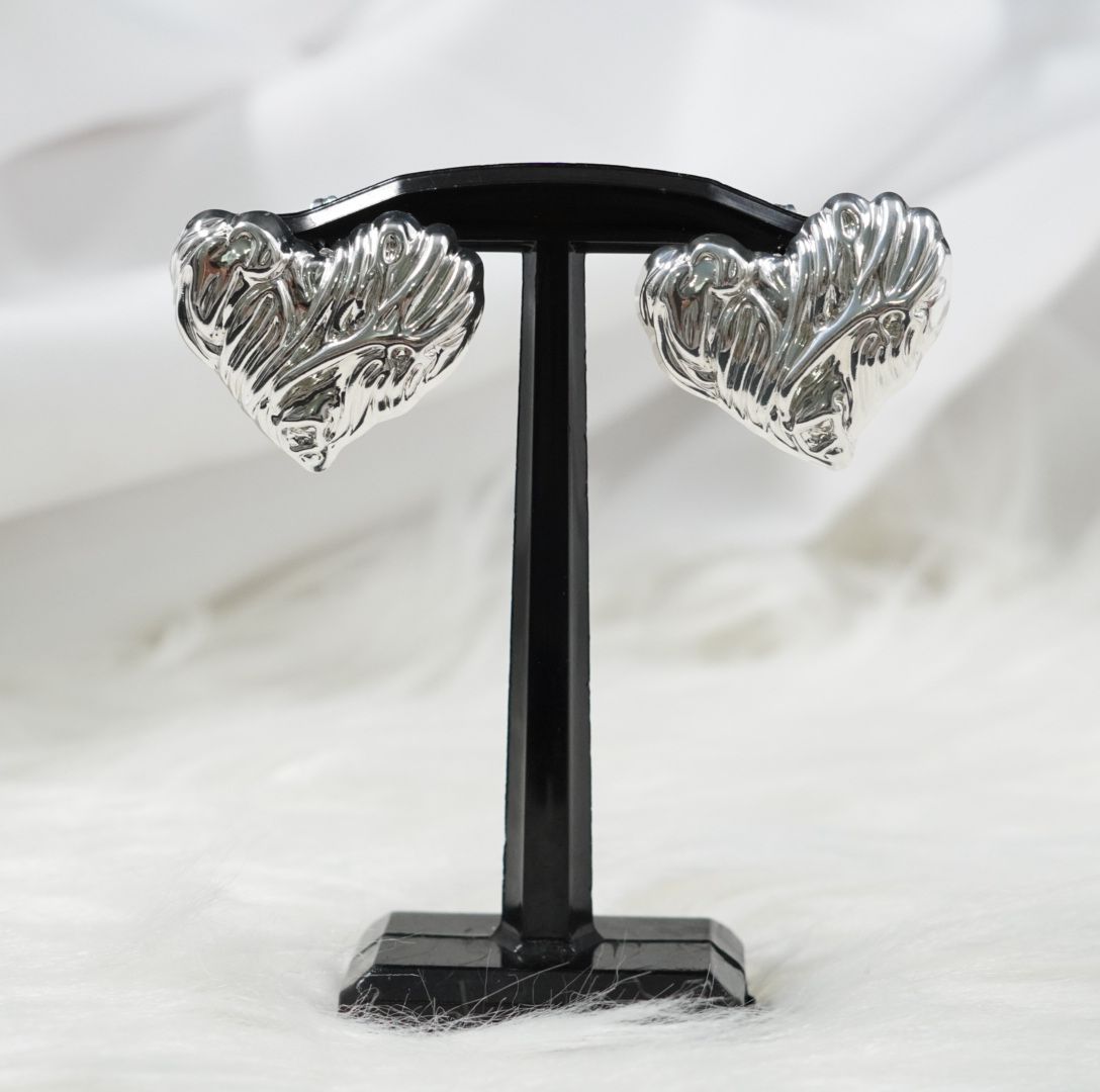 ARETE RODIO CORAZON RAUITAS PLATEADO